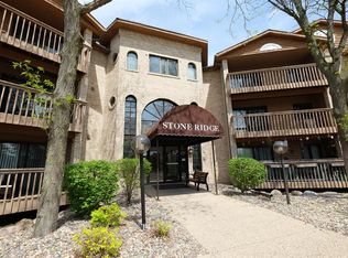 2060 Charlton St APT 120, Saint Paul, MN 55118