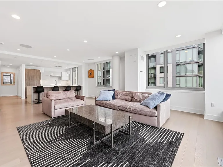 9 Avenue At Port Imperial #1016 — Photo 4