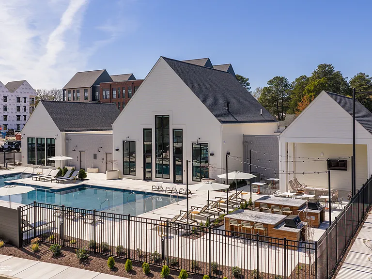 Wrighthaven Square Apartments — Photo 9
