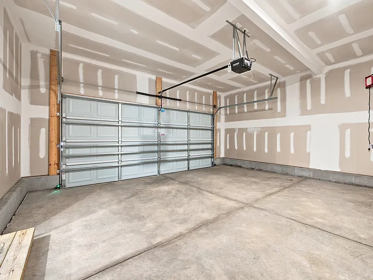 209 Danube Dr — Photo 10
