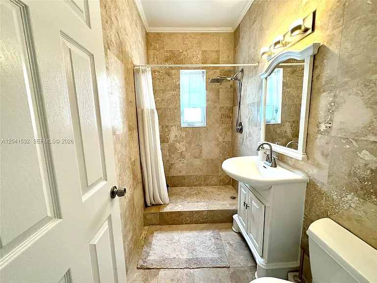 1341 Meridian Ave #204 — Photo 11