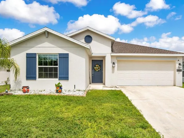 2097 Freemark St, Osteen, FL 32764