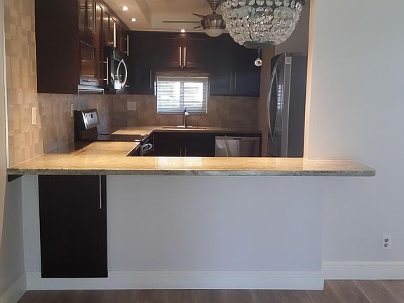 3rd image of 9410 N Hollybrook Lake Dr APT 102