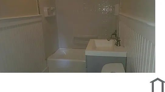 641 Ferry St #2 — Photo 5