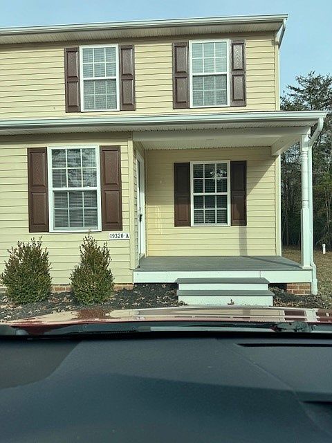 1st image of 19320A Greens Crossing Ct