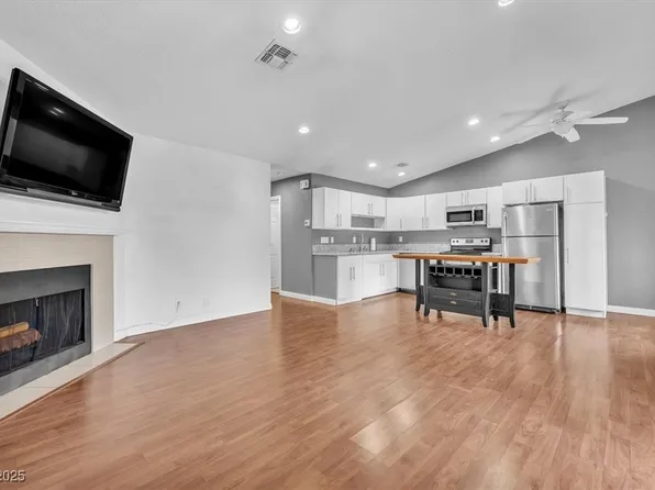 5012 Newport Cove Dr Unit C, Las Vegas, NV 89119