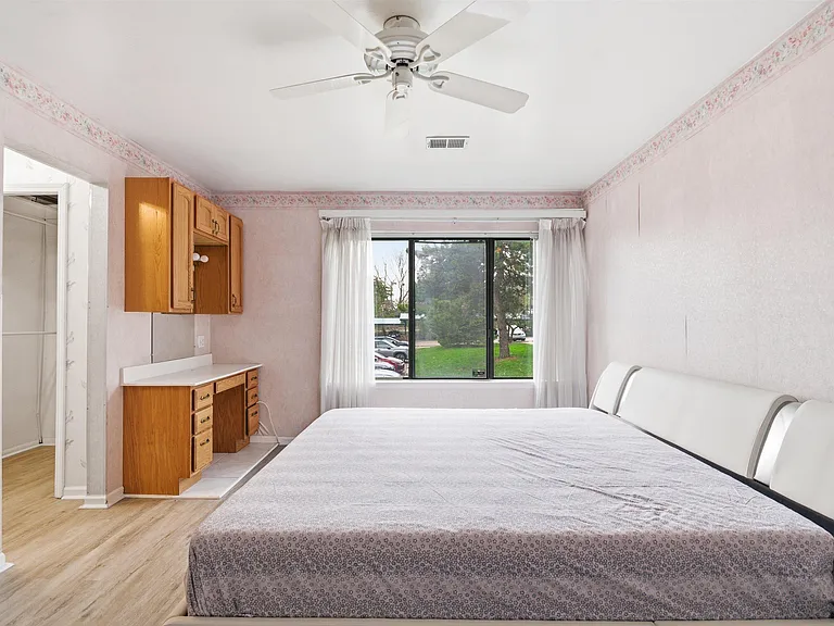 1235 S Maple Rd #201 — Photo 25