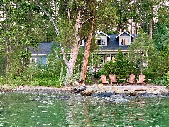 3rd image of 415 Caroline Point Rd