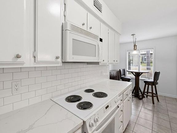 4th image of 86 Kingsbridge Way