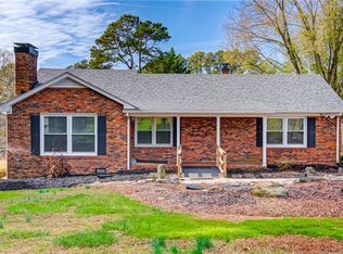 8015 Benaja Rd, Browns Summit, NC 27214