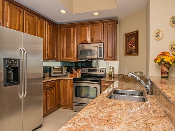5th image of 1209 E Cumberland Ave Unit 1405