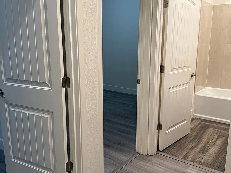 3307 S Phelps St — Photo 25