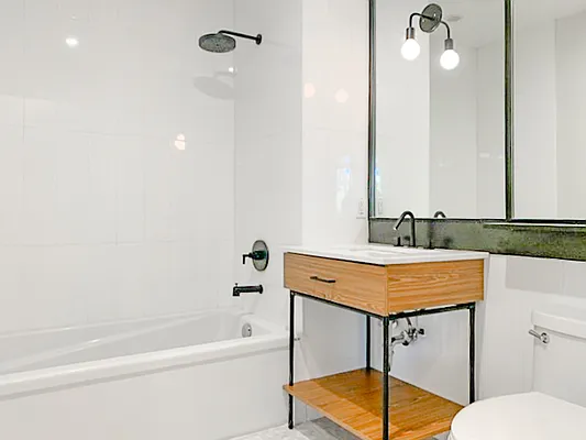 Rented by MySpaceNYC | media 25