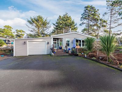 3810 Evergreen Ave, Depoe Bay, OR, 97341