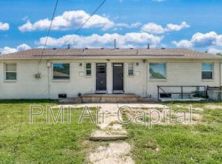 6429 E Cottonwood Ln, Wichita, KS 67207