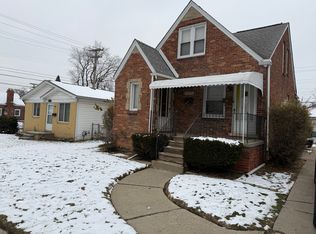 17815 Wellworth St #1, Roseville, MI 48066