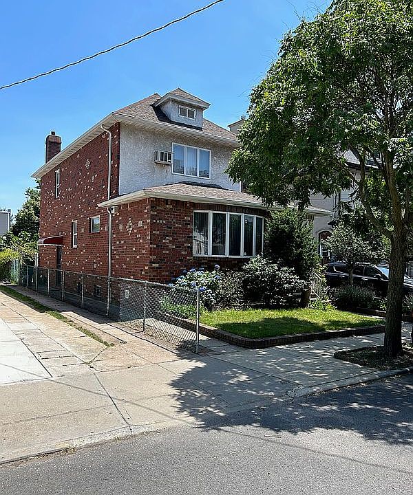 1st image of 2023 E 21st St