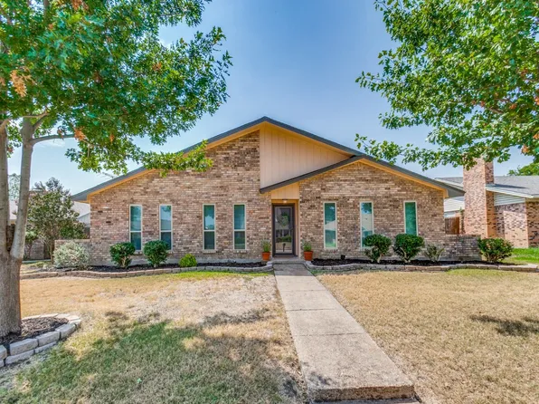 2120 Blossom Ln, Richardson, TX 75081