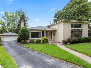 10725 Laramie Ave, Oak Lawn, IL 60453