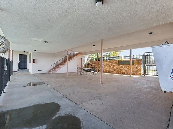 5th image of 1411 S Divisadero St Unit 7