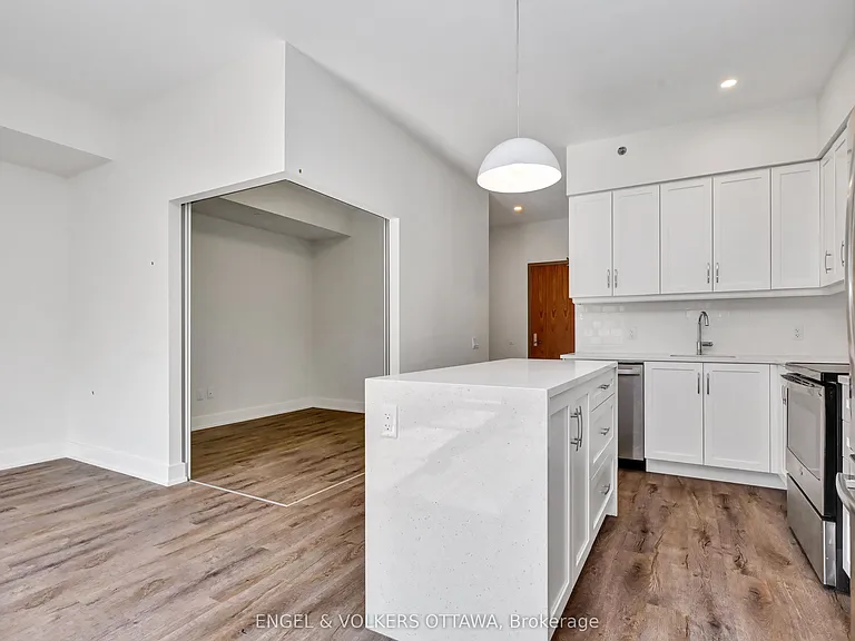280 Crichton St #108 — Photo 14
