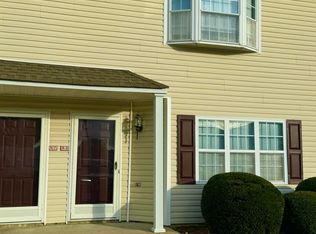 2152 Flagstone Ct APT M-8, Greenville, NC 27834