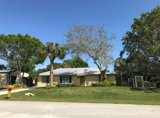 5502 Shannon Dr, Fort Pierce, FL 34951