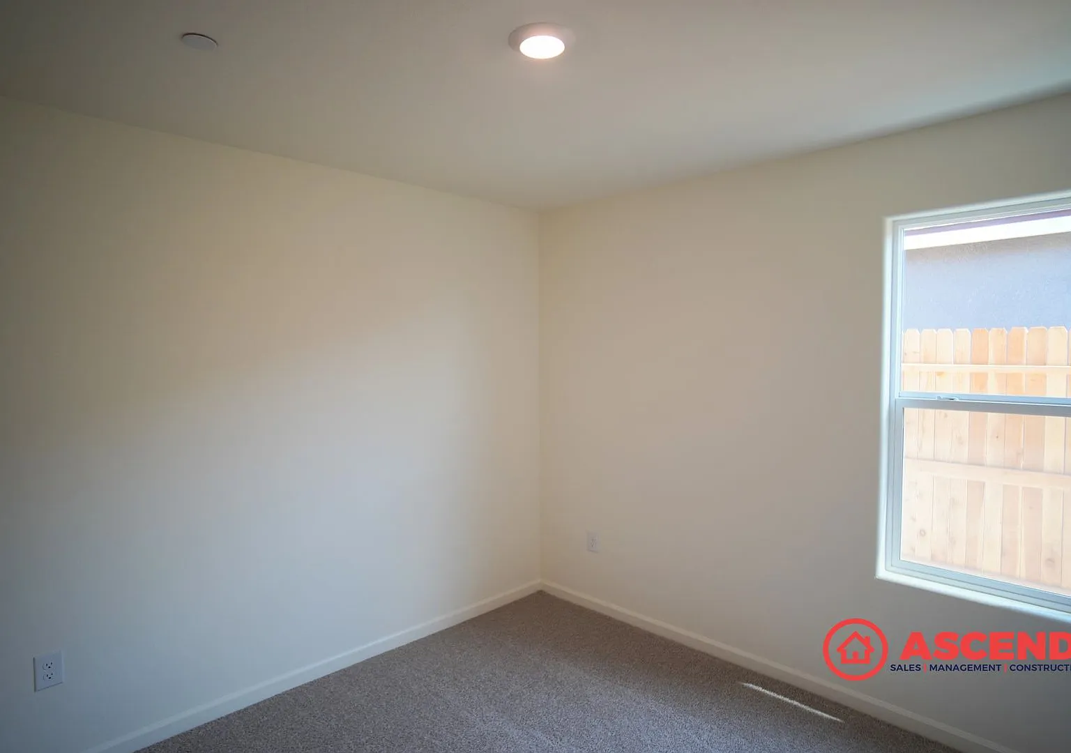 Newly-Built Home Near Mira Monte Highschool! — Photo 4
