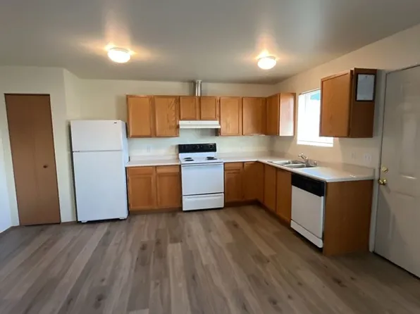 Salish Square Apartments