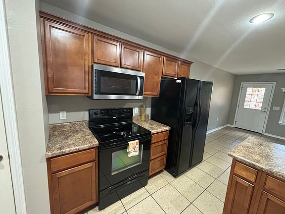 4th image of 1531 E 14th Pl
