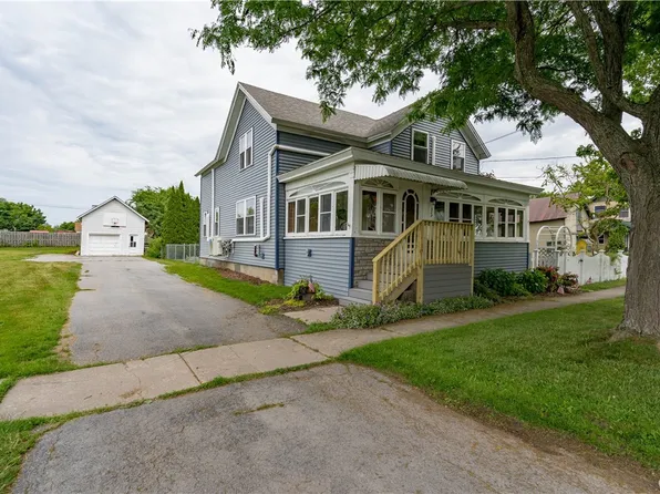 629 Alexandria St, Clayton, NY 13624