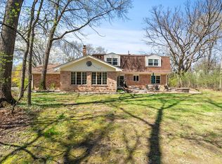 125 Grove Ln, Barrington, IL 60010