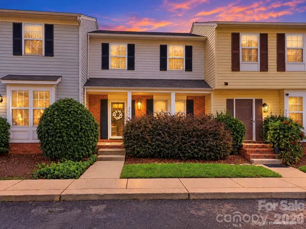 9678 Old Gate Dr, Matthews, NC 28105