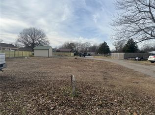 500 W End St #A, Springdale, AR 72762