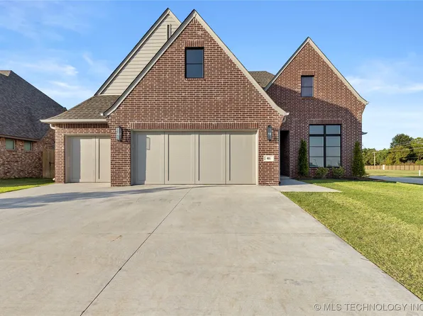 921 E 149th St S, Glenpool, OK 74033