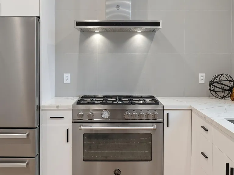 1200 Jackson St #1210 — Photo 14