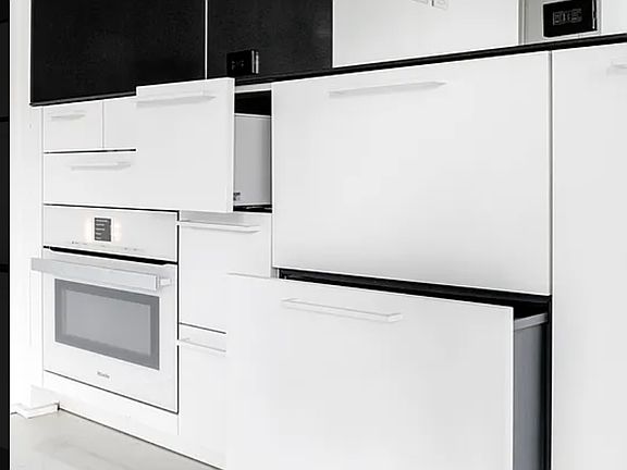 2nd image of 237 Madison Ave #1203