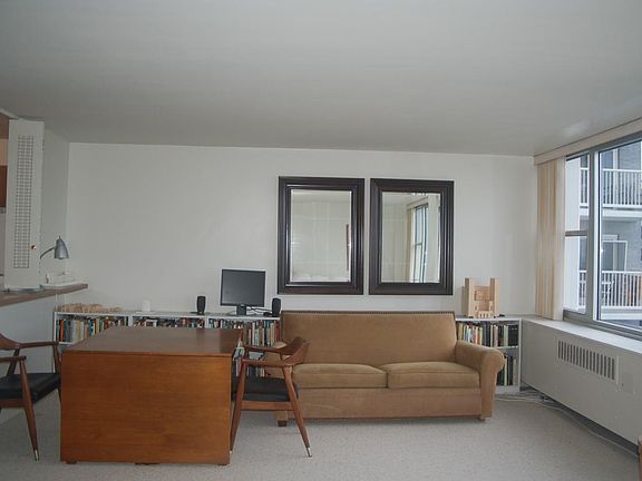 Living Area 2