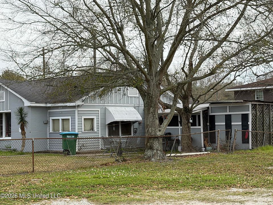 2nd image of 3210 Old Mobile Hwy