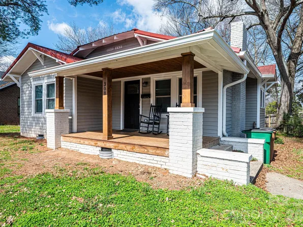 308 W Sycamore St, Lincolnton, NC 28092