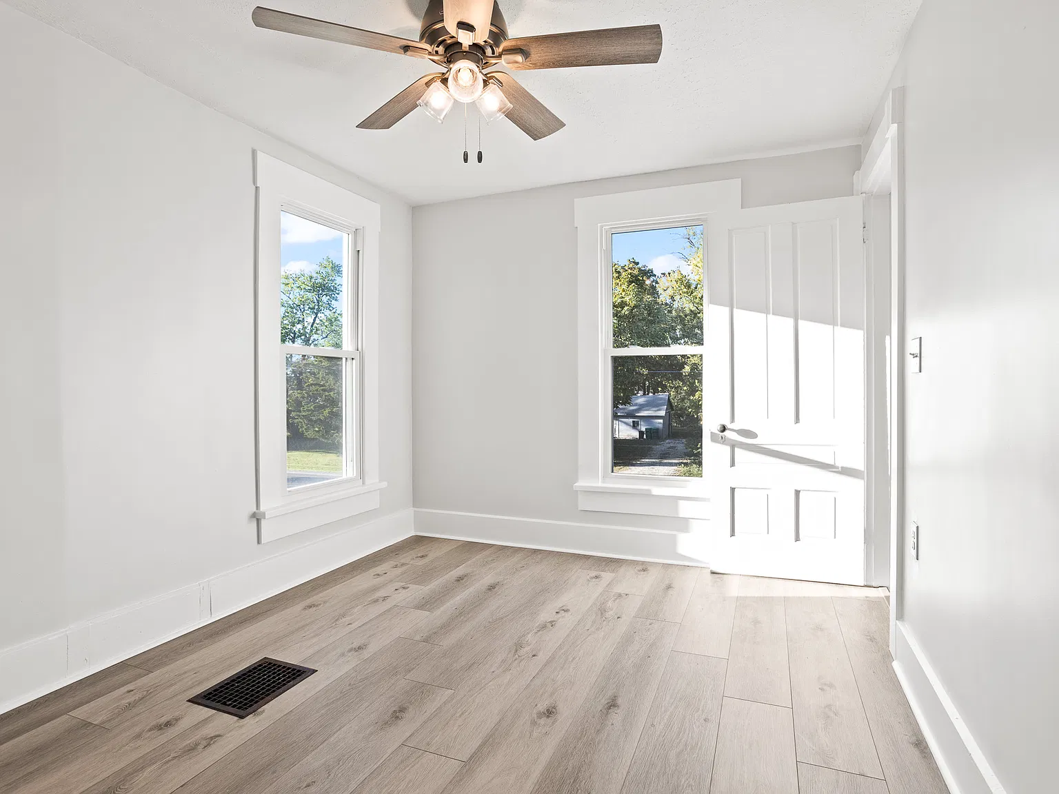 3 bed, 1536 sqft, $1,800 — Photo 4