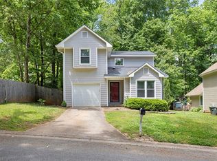 3 Dunnberry Ct, Greensboro, NC 27455
