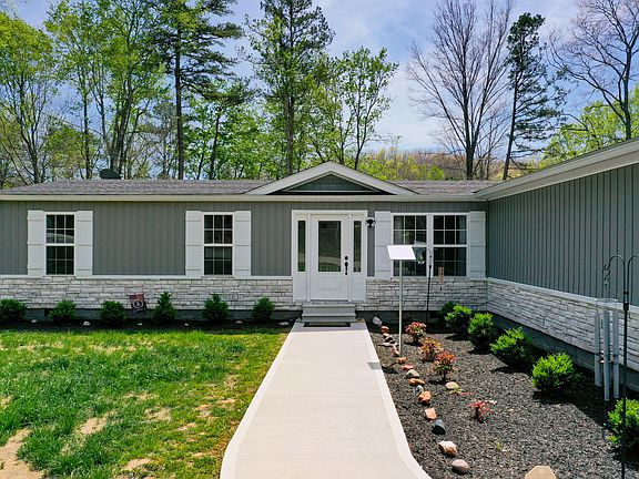 2nd image of 6129 Somerset Rd