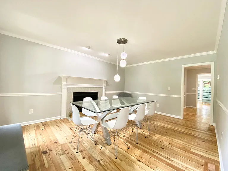 601 Spring Creek Way NE — Photo 5