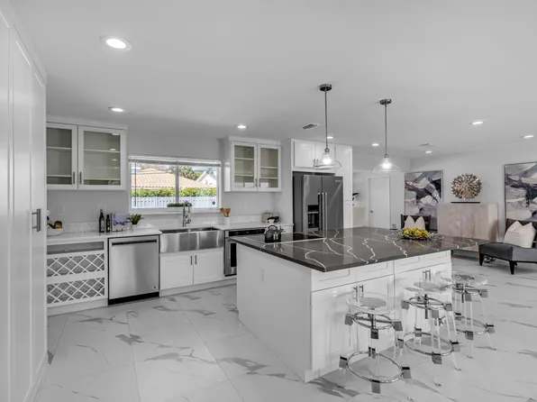 465 NW 11th St Street, Boca Raton, FL 33432