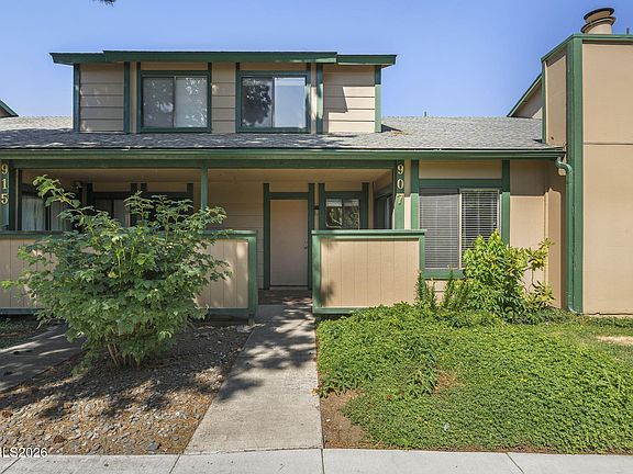 3rd image of 907 Tyler Way