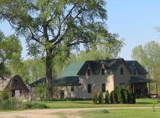 982 210th St, Latimer, IA 50452