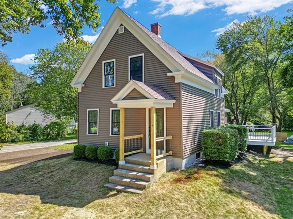 711 Ware St, Mansfield, MA 02048
