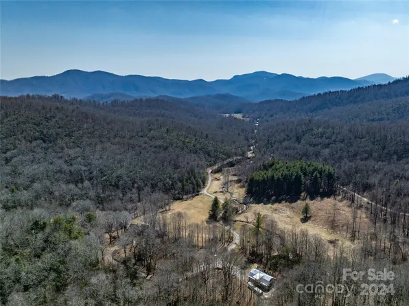 1457 Sand Branch Rd, Black Mountain, NC 28711