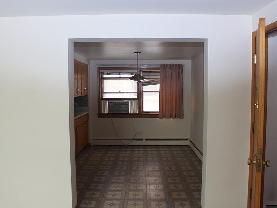 1st image of 3107 S Harlem Ave APT 1E